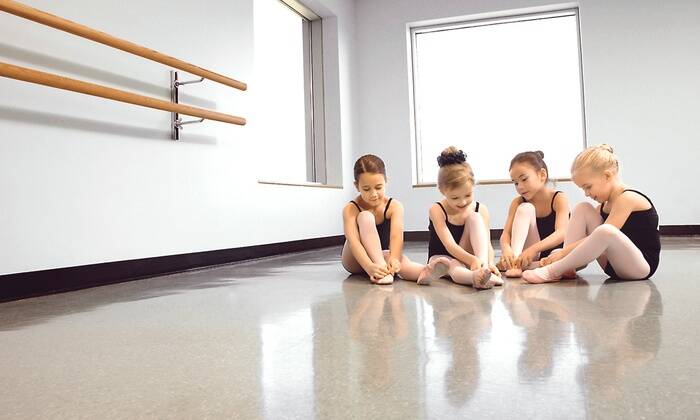 Více než 130 přihlášených škol za první týden