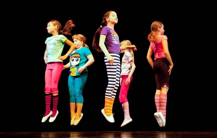 ZUŠ Open podporují i Taneční aktuality s Databází tance