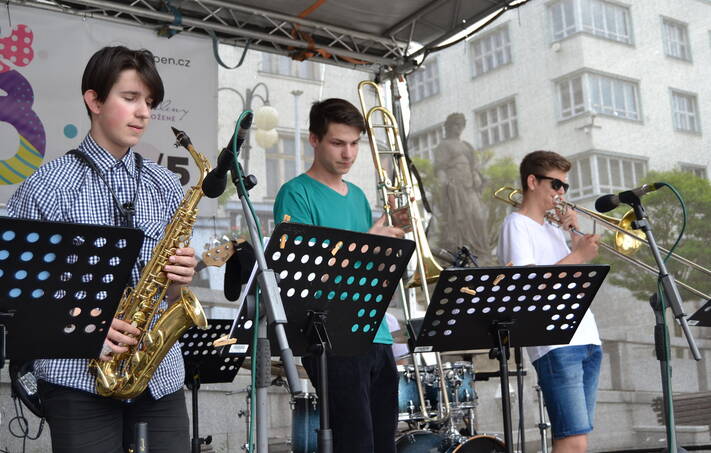 Vystoupení školního jazzového souboru JAZZTET