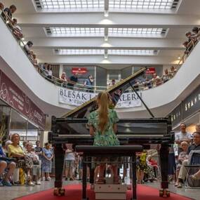 Všichni ke klavíru! Maraton hudby Brno zve na Pianoštafetu