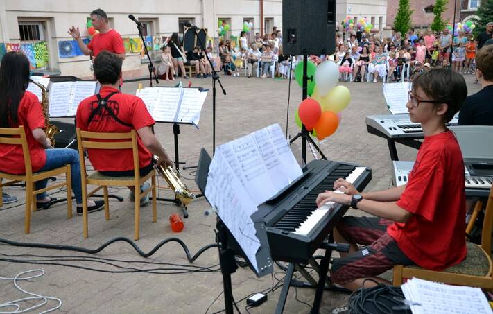 Kromě jazzového orchestru Red Dwarf Band vystoupili i sólisté.....