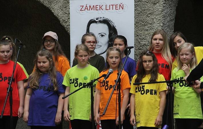 Zámek Liteň v sobotu ožije uměním ZUŠ Open
