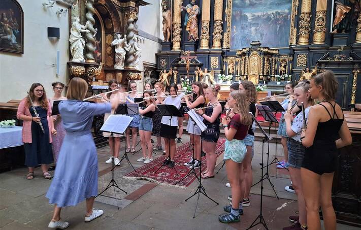 ZUŠ Open pomáhá - Po stopách sv. Františka