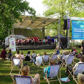 Festival ZUŠ Open odstartoval na pražské Kampě