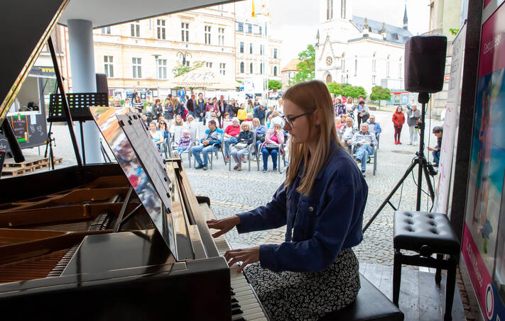 Druhé ohlédnutí...