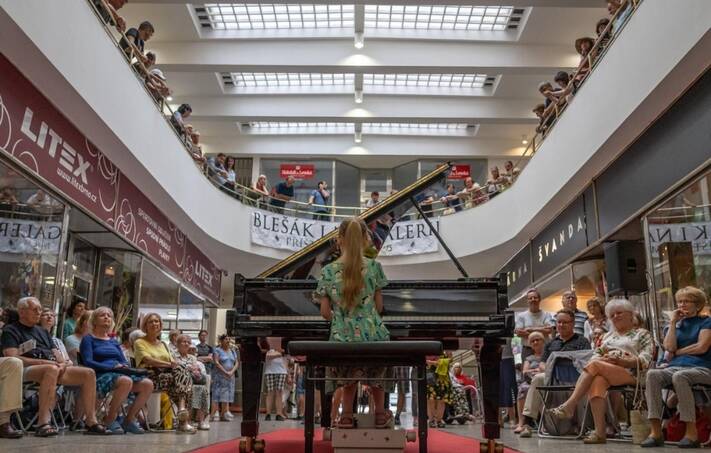 Všichni ke klavíru! Maraton hudby Brno zve na Pianoštafetu