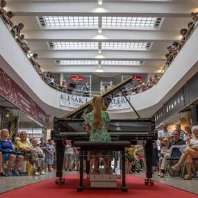 Všichni ke klavíru! Maraton hudby Brno zve na Pianoštafetu