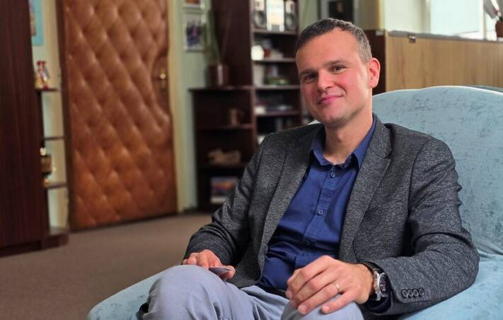 KlasikaPlus: Filip Hajdu říká, že se ZUŠ Open jsou základní umělecké školy silnější