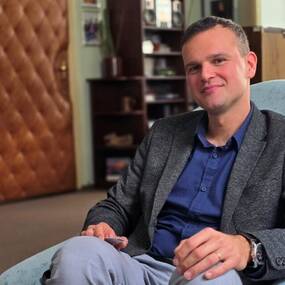 KlasikaPlus: Filip Hajdu říká, že se ZUŠ Open jsou základní umělecké školy silnější